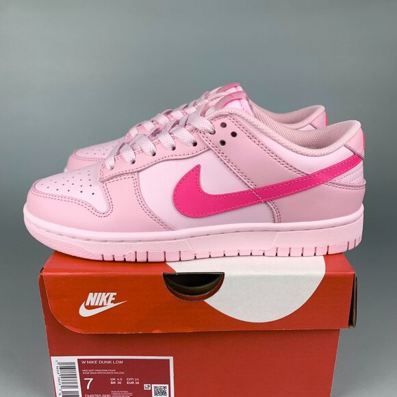 Nike dunk low Triple pink Women's - Picture 1 of 7